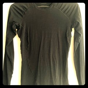 Black Patagonia long sleeve shirt